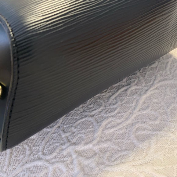 LOUIS VUITTON Epi Mabillon Backpack Black M52232 LV Auth 83122 - Picture 14 of 16